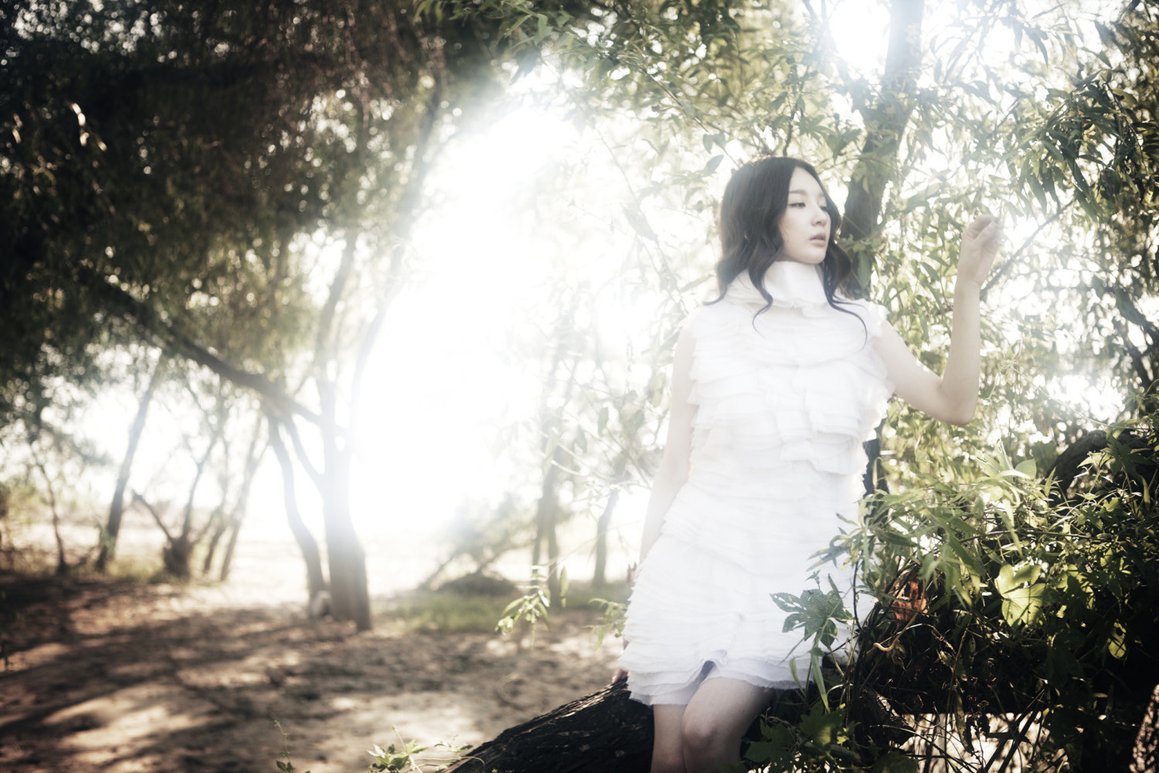 Kang Min Kyung