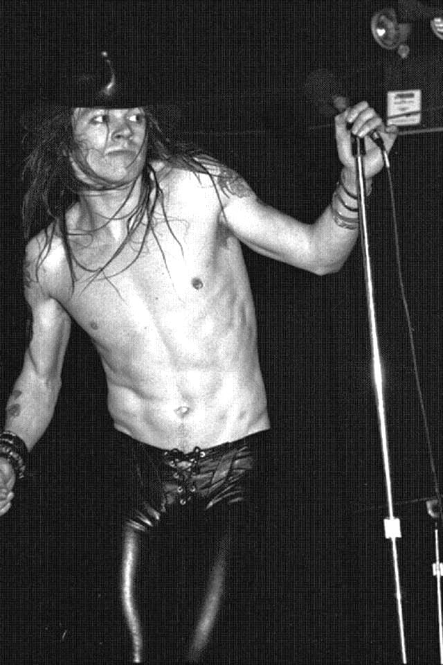 Picture of Axl Rose.