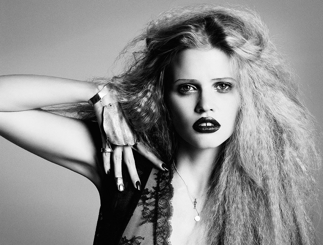 Lara Stone