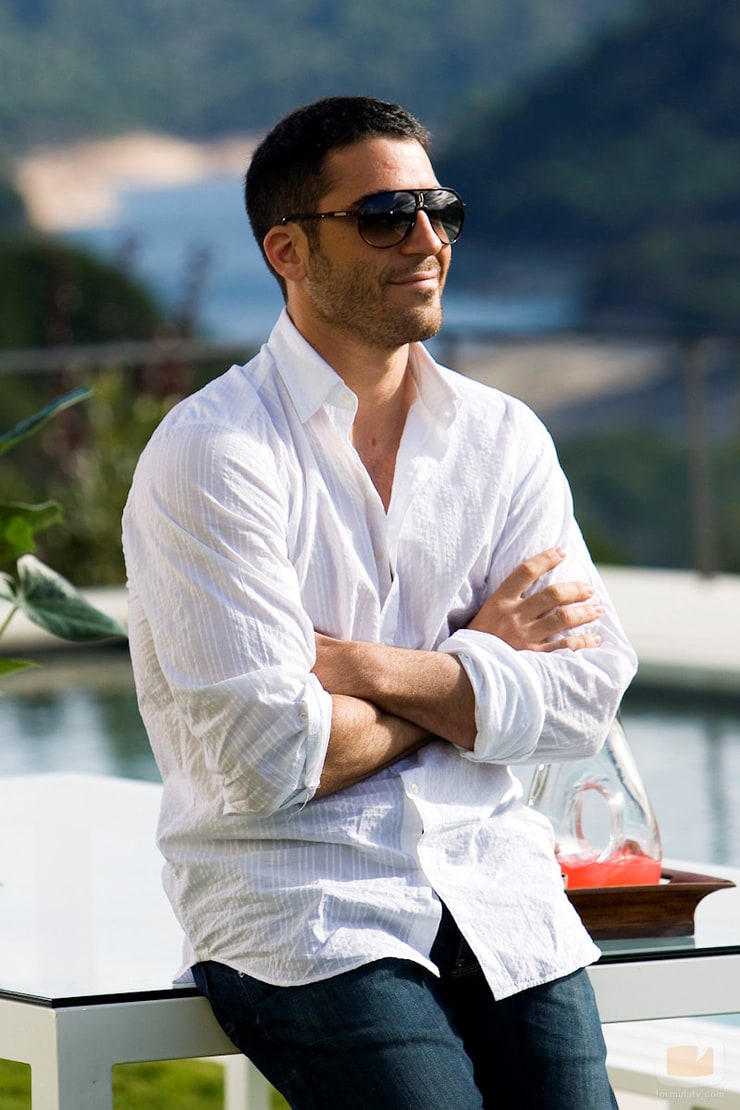 Picture of Miguel Angel Silvestre