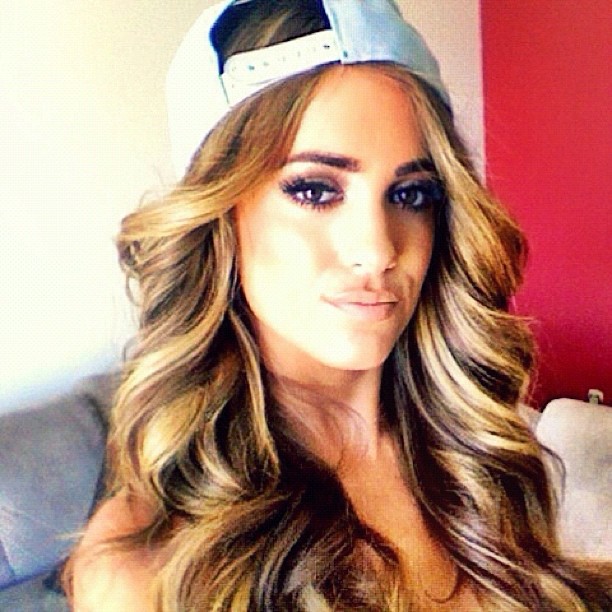 The always beautiful Amanda Roadmen