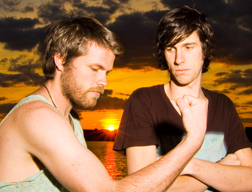 3OH!3