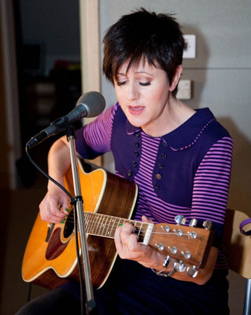 tracey thorn out of the woods rapidshare
