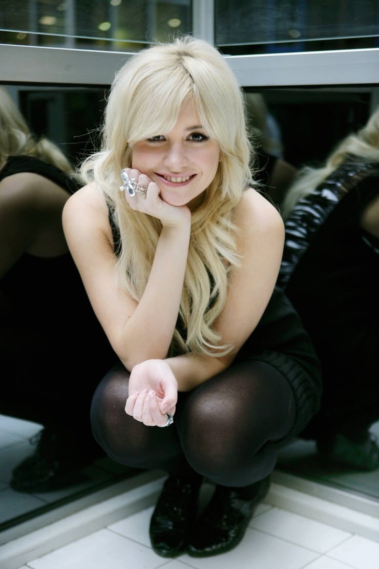 Pixie Lott Picture