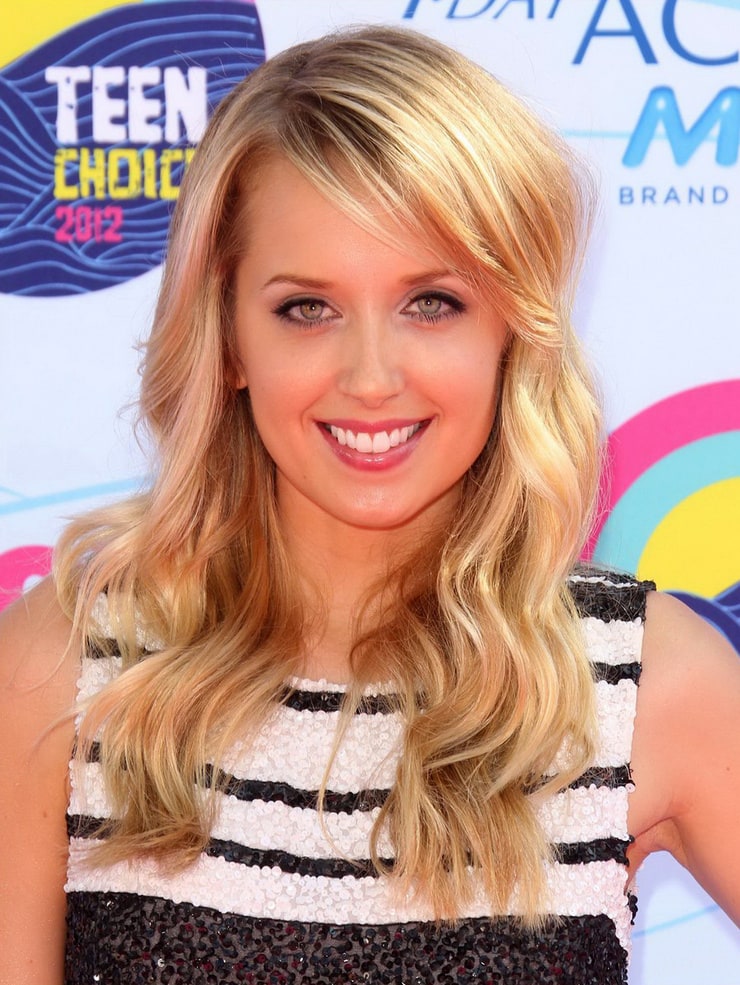 Next photo of Megan Park