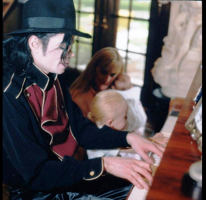 Michael Jackson Michael Jackson