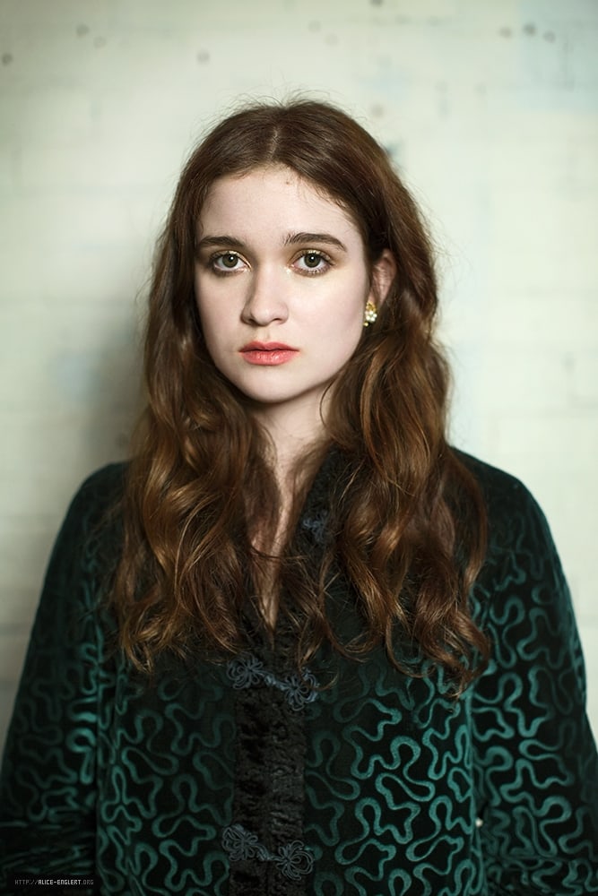 Picture of Alice Englert