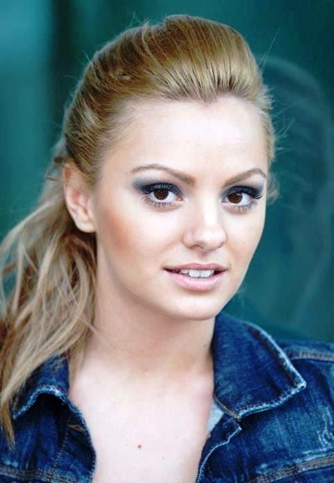 Alexandra stan фото