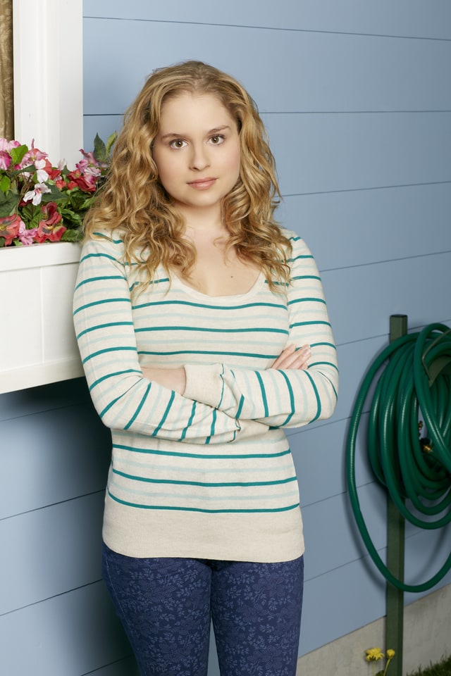 Next photo of Allie Grant