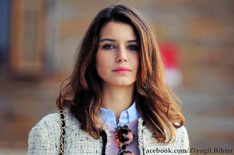 Beren Saat Beren Saat