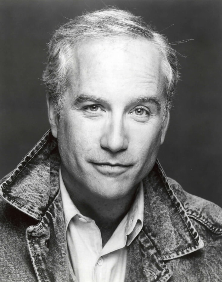 Next photo of Richard Dreyfuss