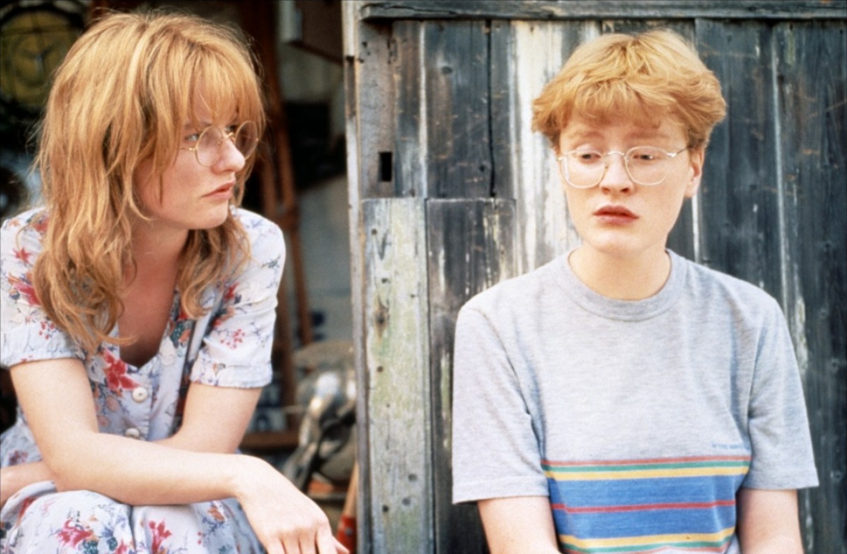 Life Is Sweet (1990)