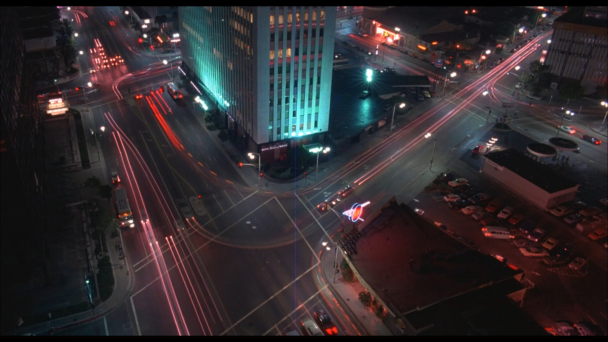 Koyaanisqatsi (1982) Koyaanisqatsi (1982)