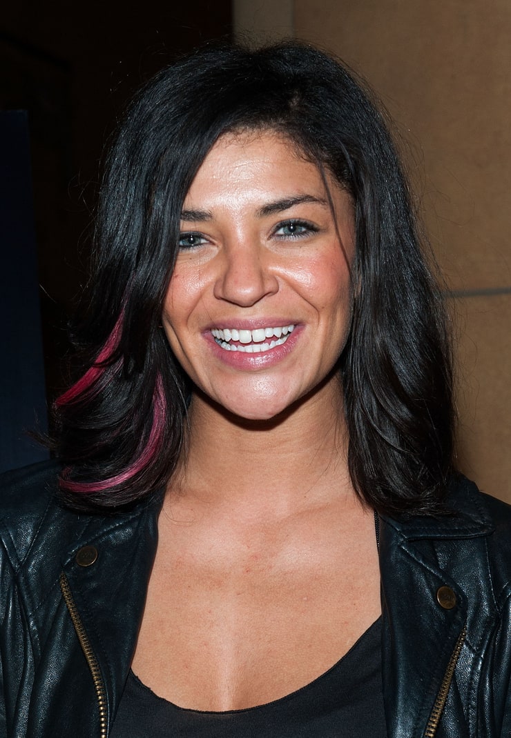 Jessica Szohr.