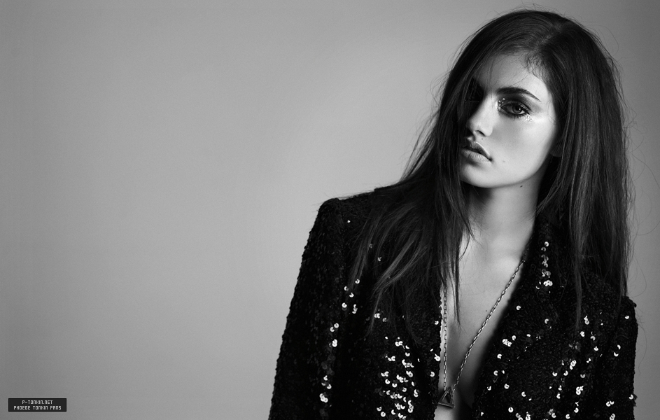 Phoebe Tonkin Phoebe Tonkin