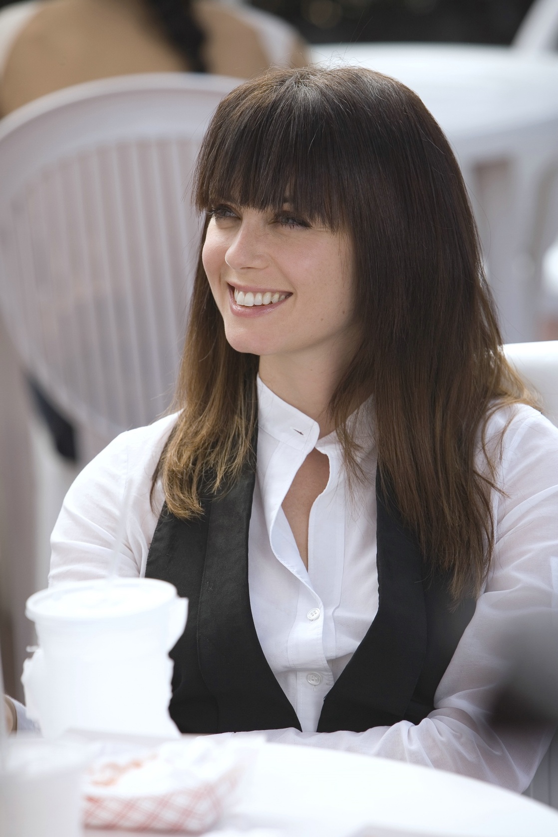 Mia Kirshner Mia Kirshner
