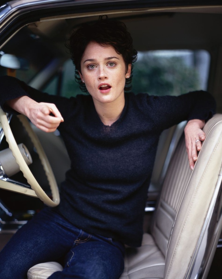 Picture of Robin Tunney