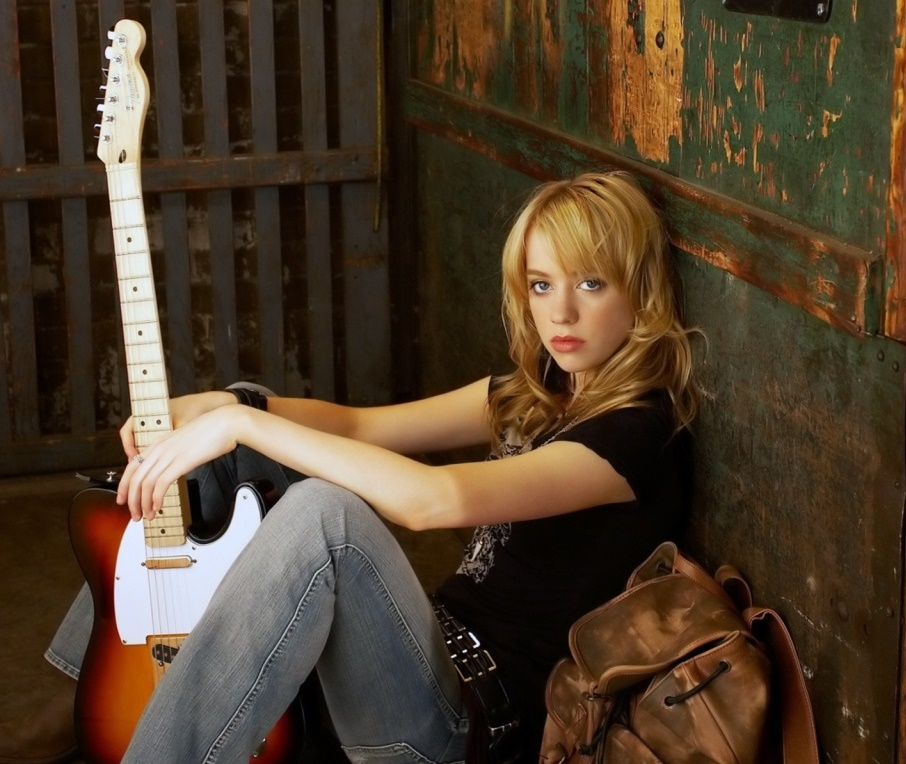 Alexz Johnson