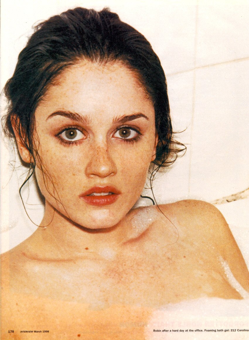 Robin Tunney image
