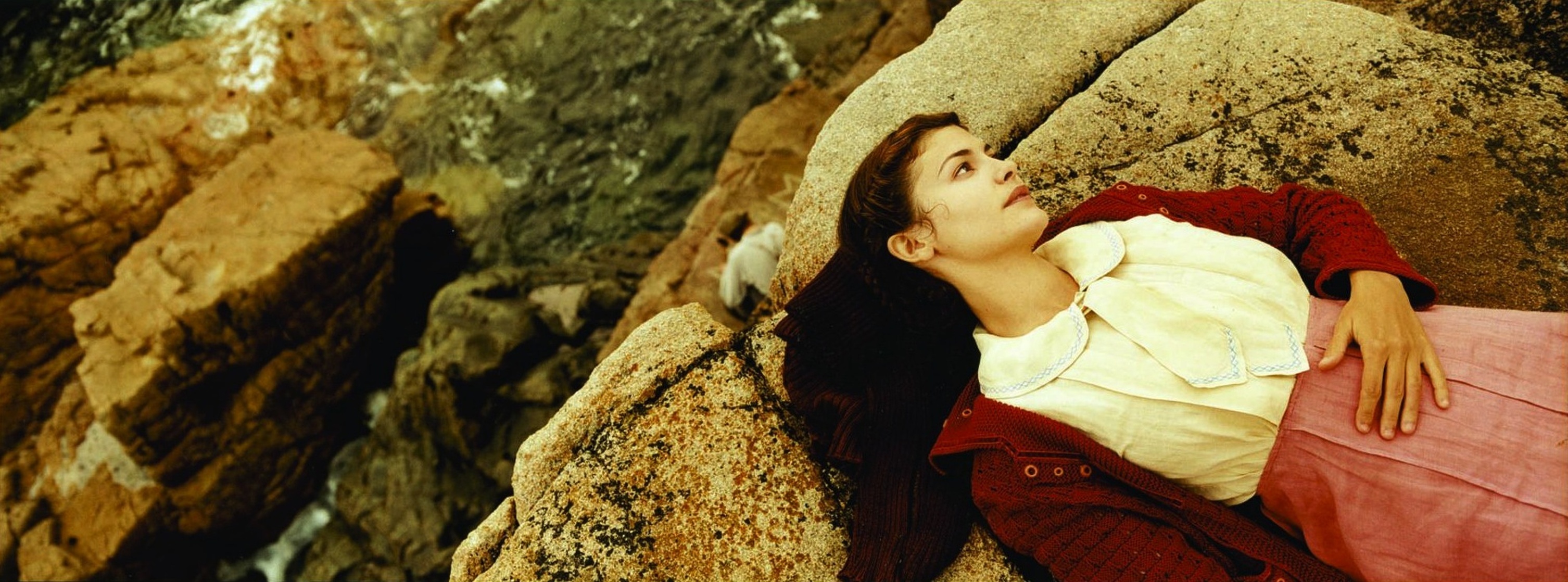 A Very Long Engagement (2005) A Very Long Engagement (2005)