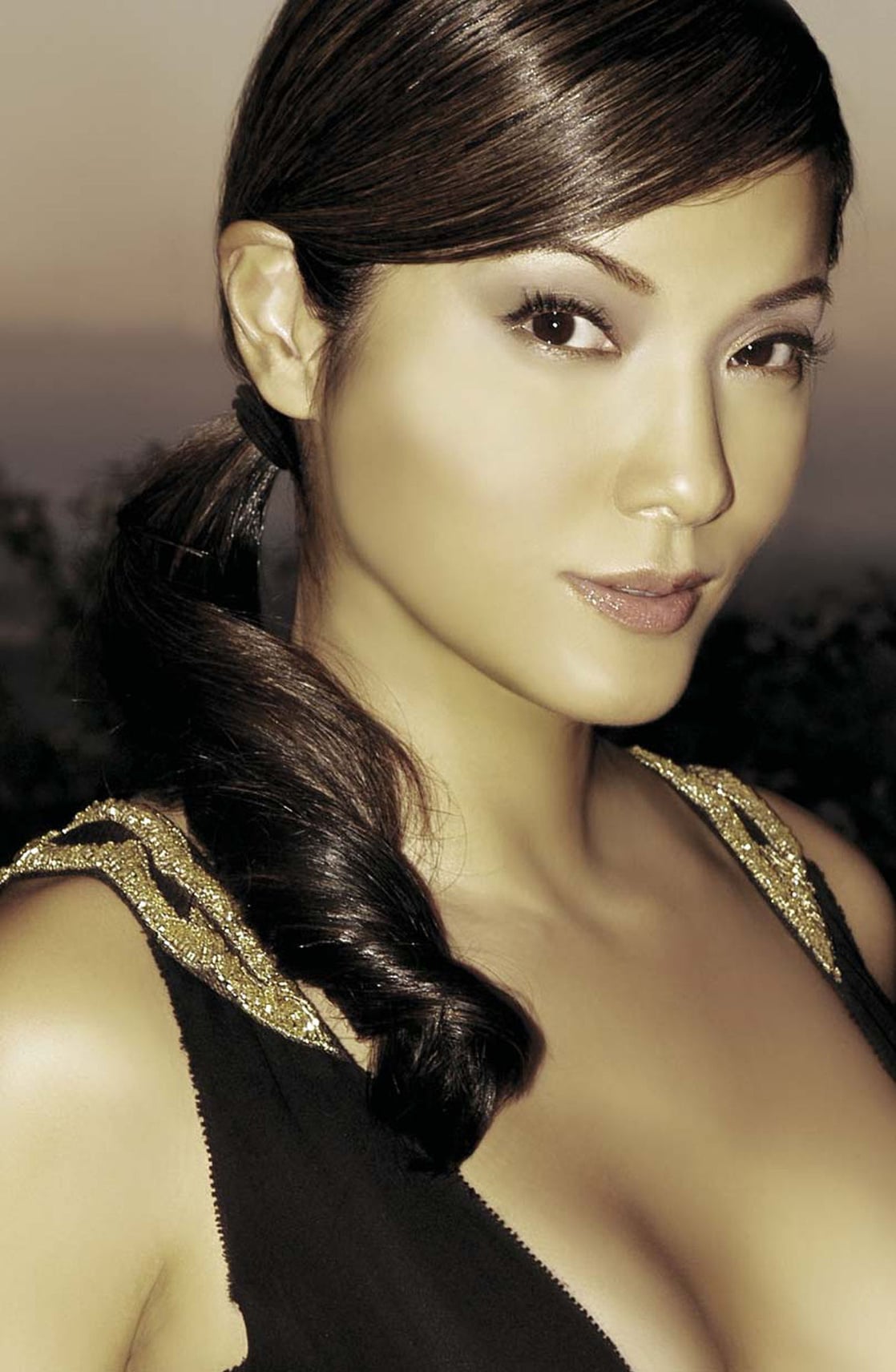 Kelly Hu