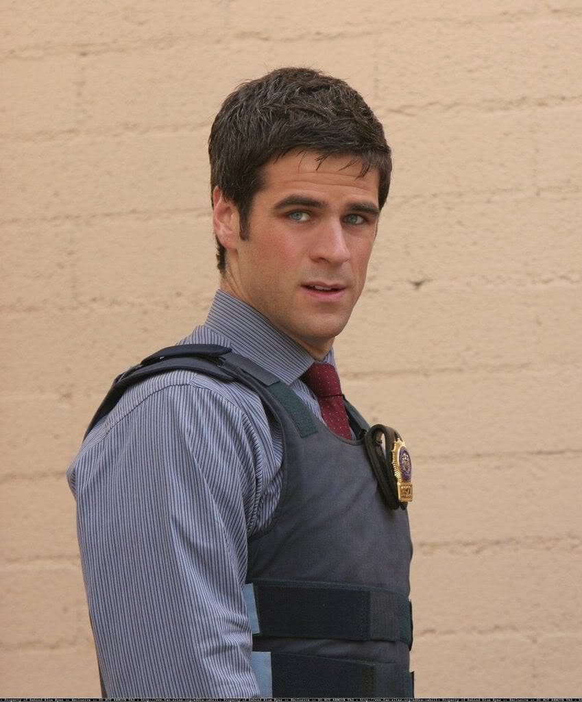 eddie cahill brother