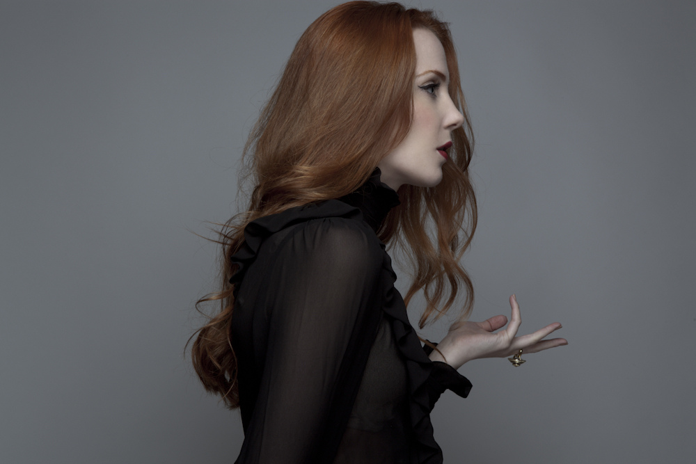 Simone Simons