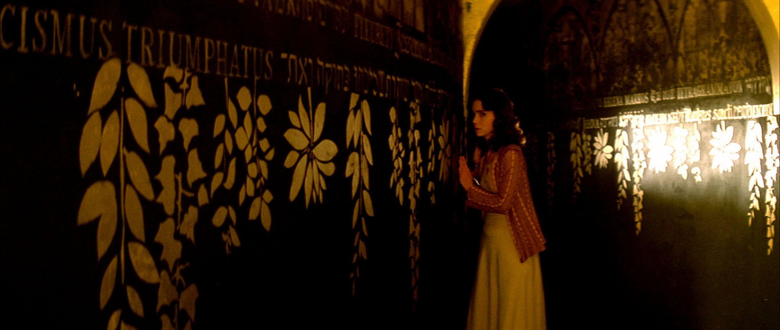 Suspiria (1977)