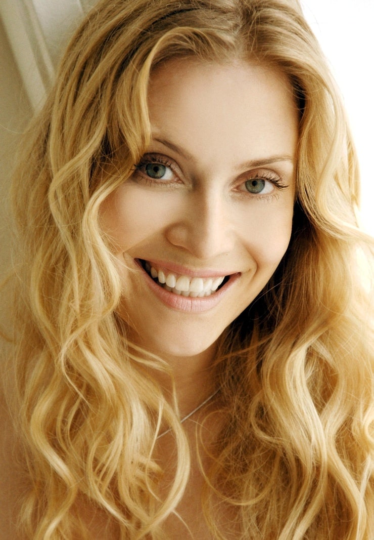 Picture of Emily Procter.