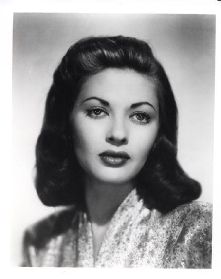 Picture Of Yvonne De Carlo