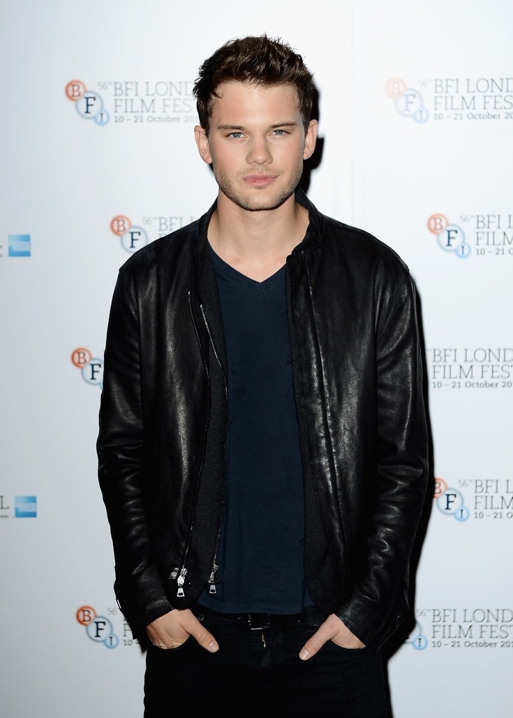 Picture of Jeremy Irvine