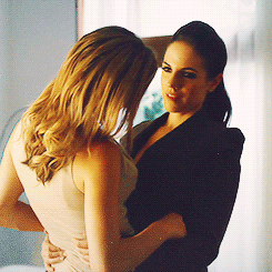 Picture of Anna Silk