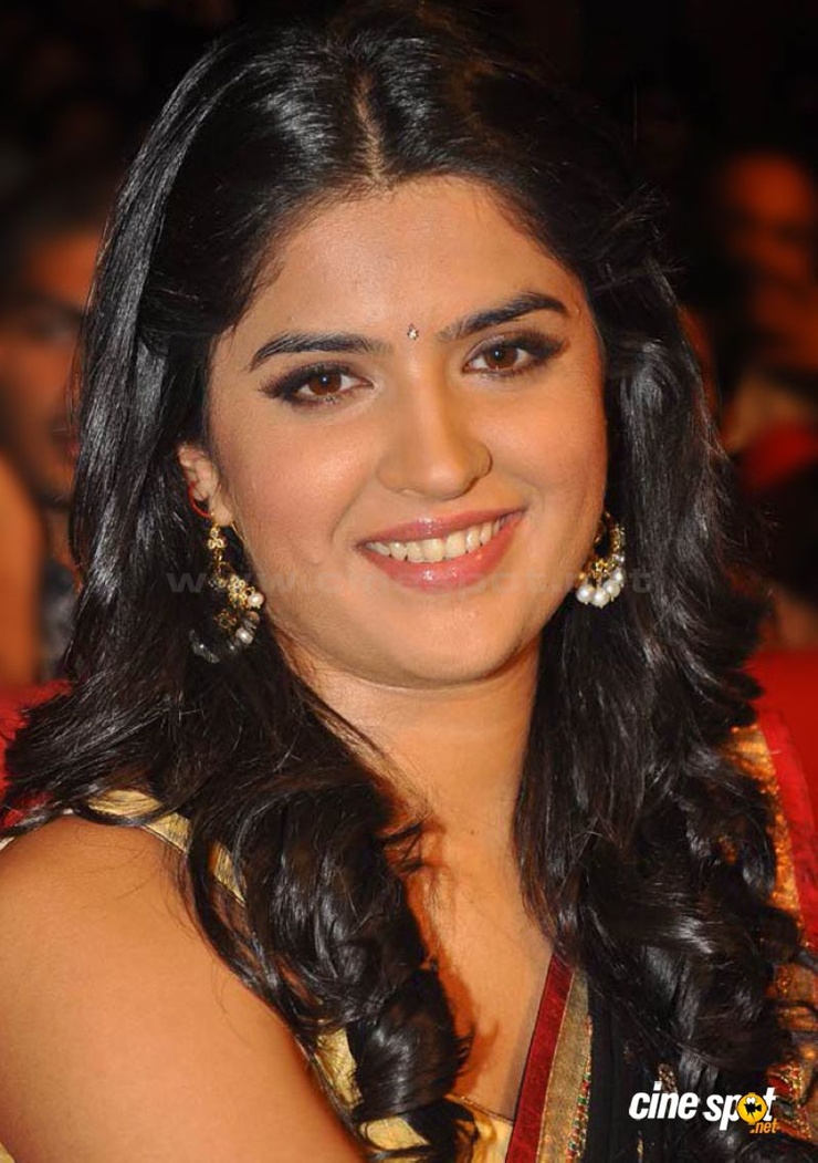 Picture of Deeksha Seth