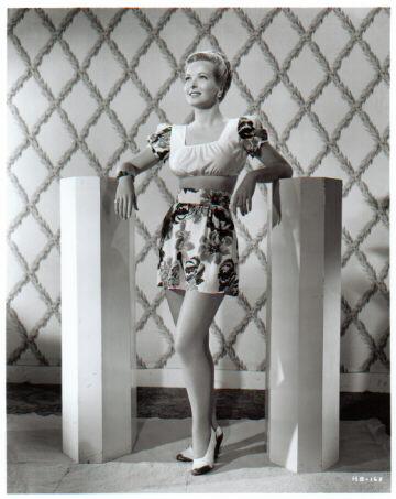 Hillary Brooke image