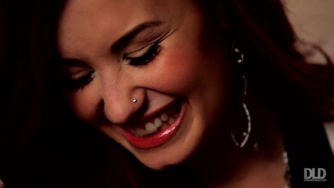 Demi Lovato: Stay Strong