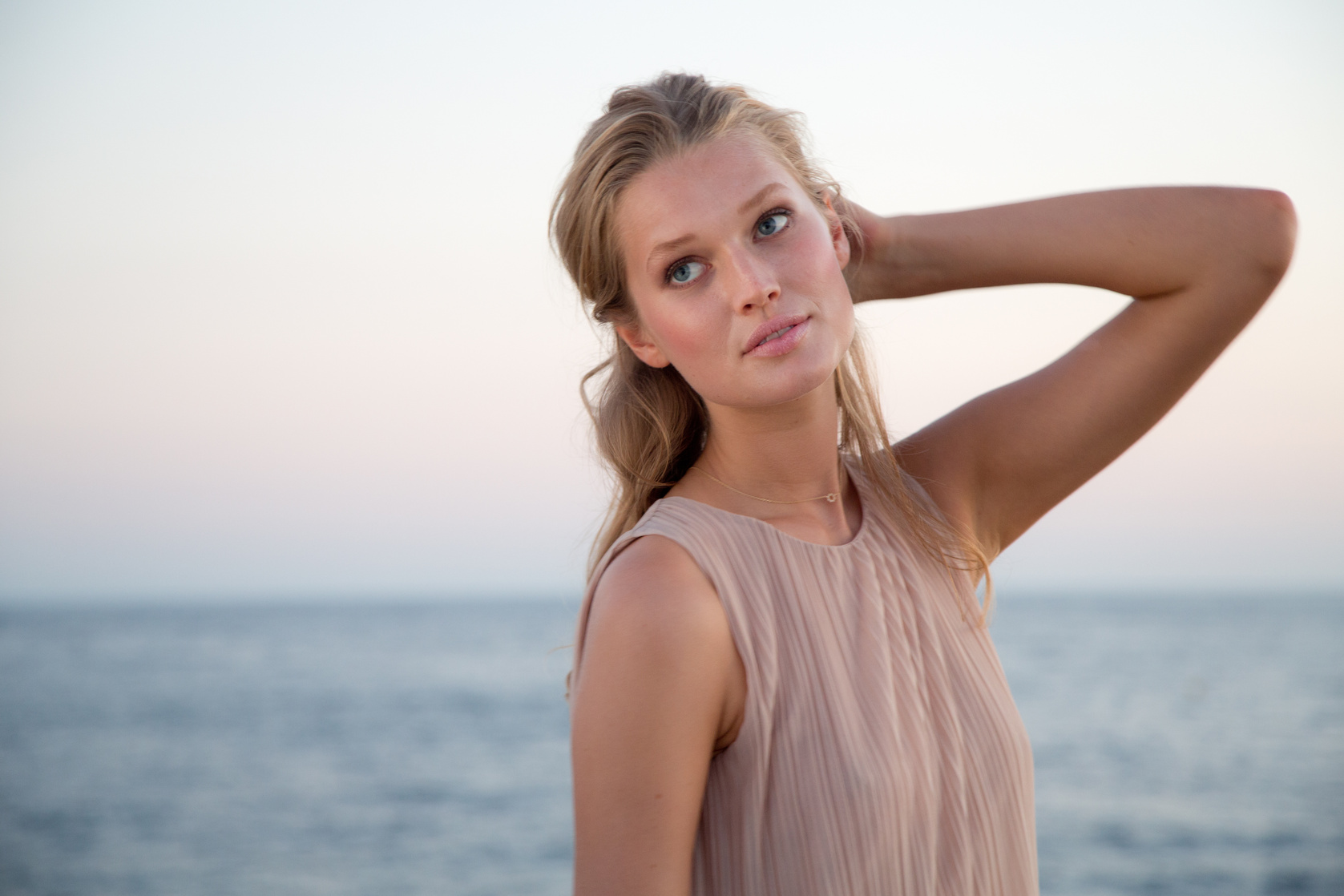 Toni Garrn
