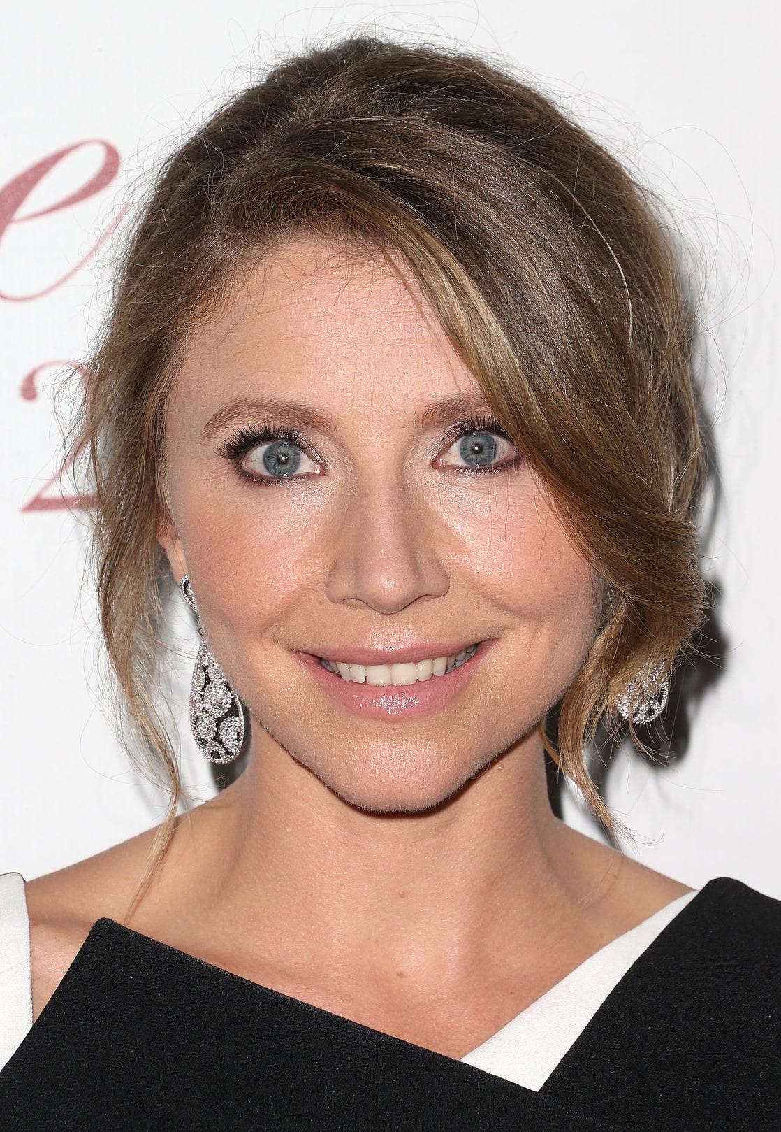 Picture Of Sarah Chalke