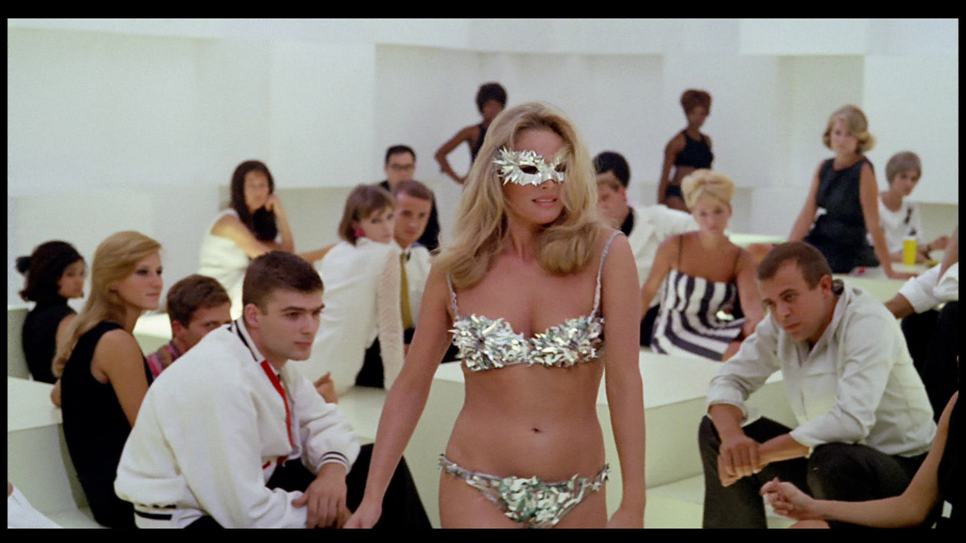 The 10th Victim (1965) The 10th Victim (1965)