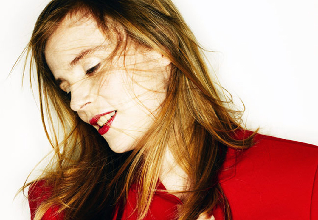 Isabelle Carré image