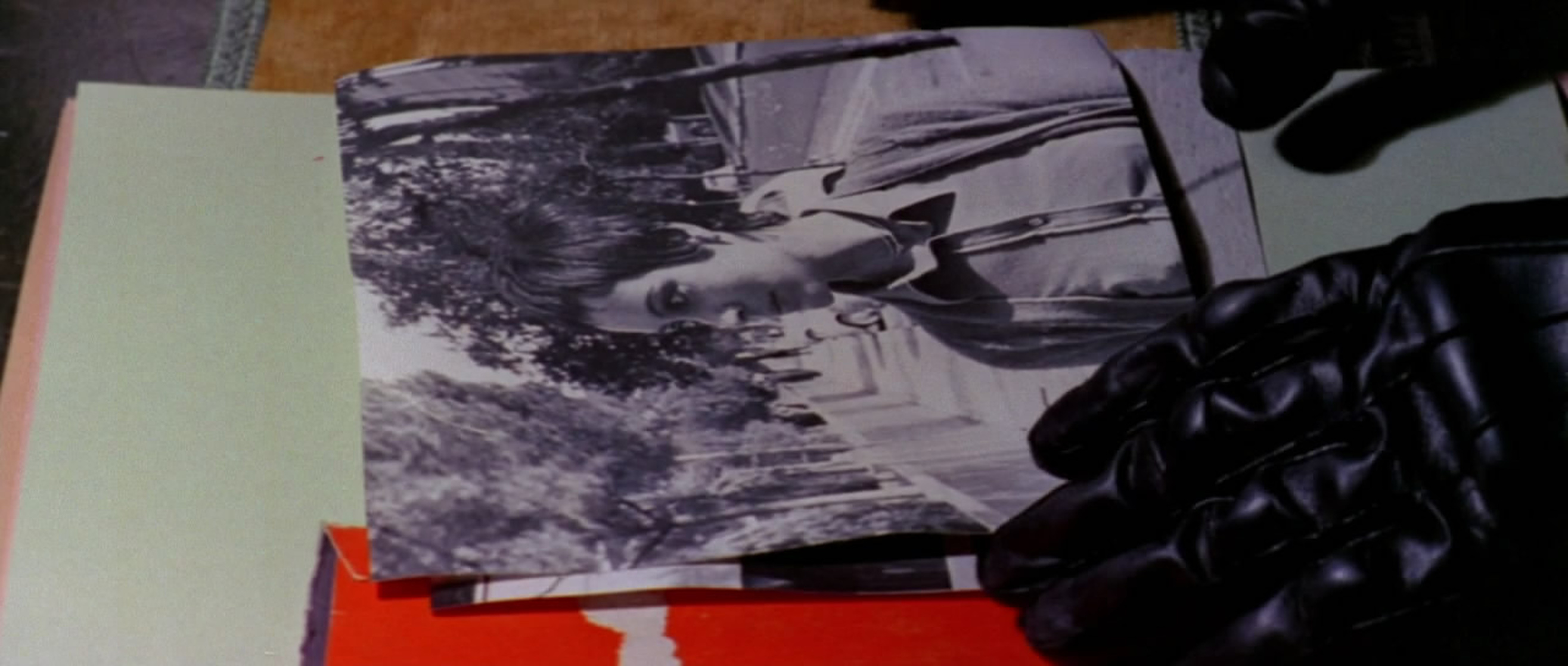 The Bird with the Crystal Plumage (1970)