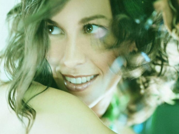 Alanis Morissette Image