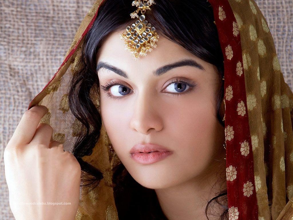 Adah Sharma