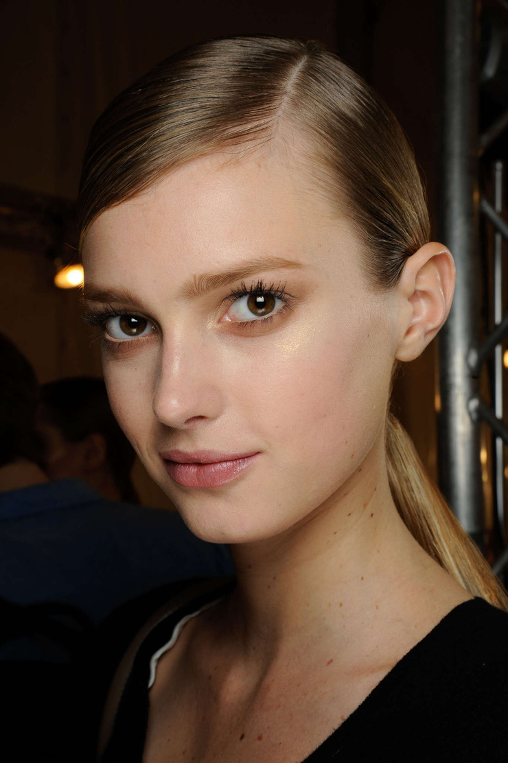 Sigrid Agren face