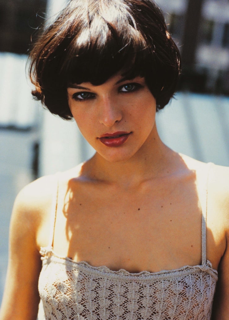 Next photo of Milla Jovovich