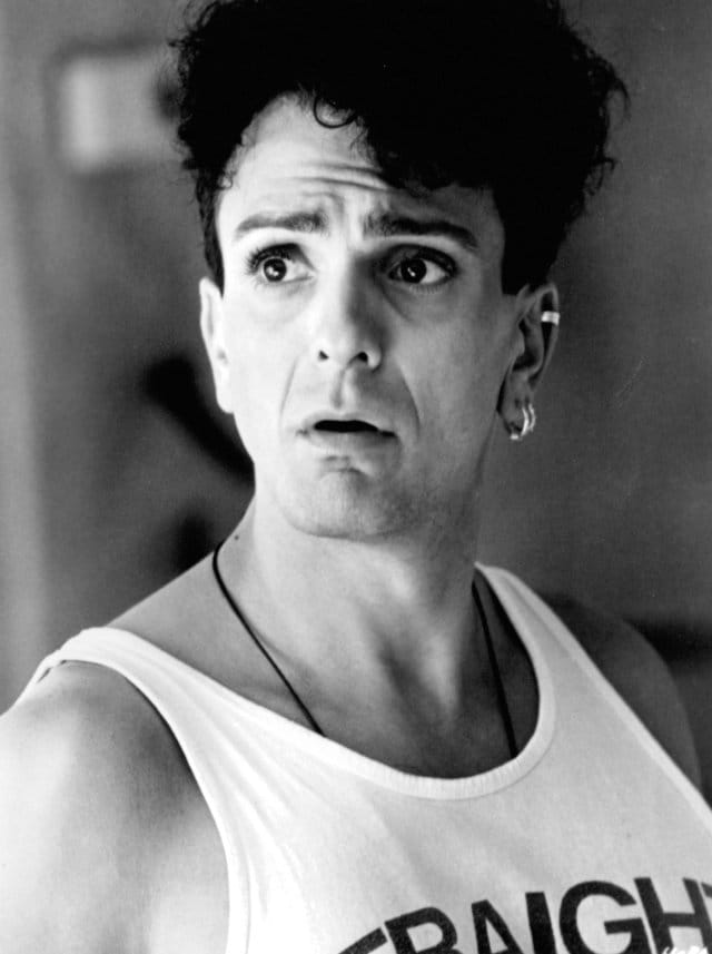 Next photo of Hank Azaria