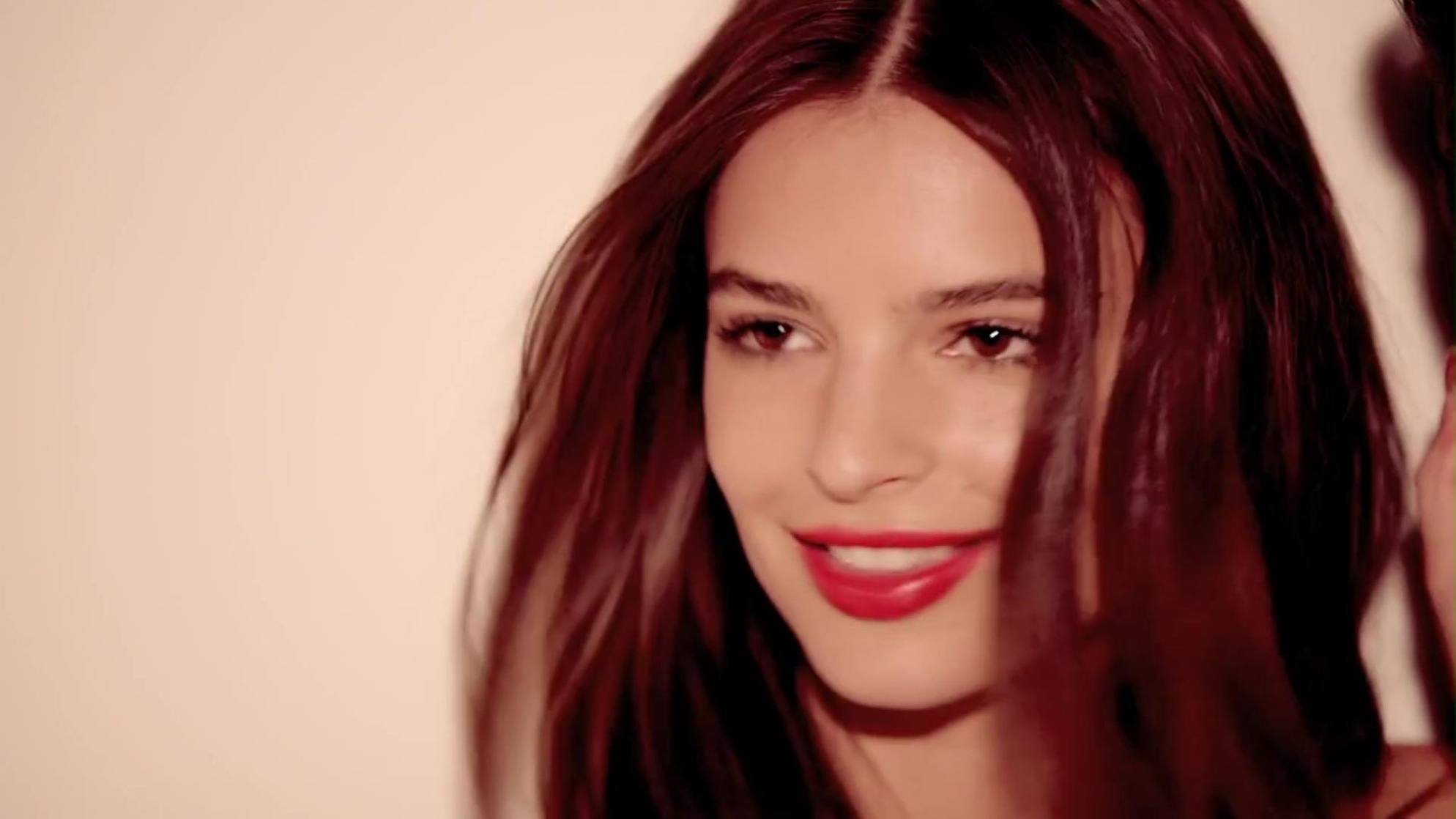Emily Ratajkowski