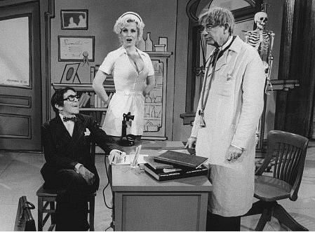 Picture of Lee Meredith