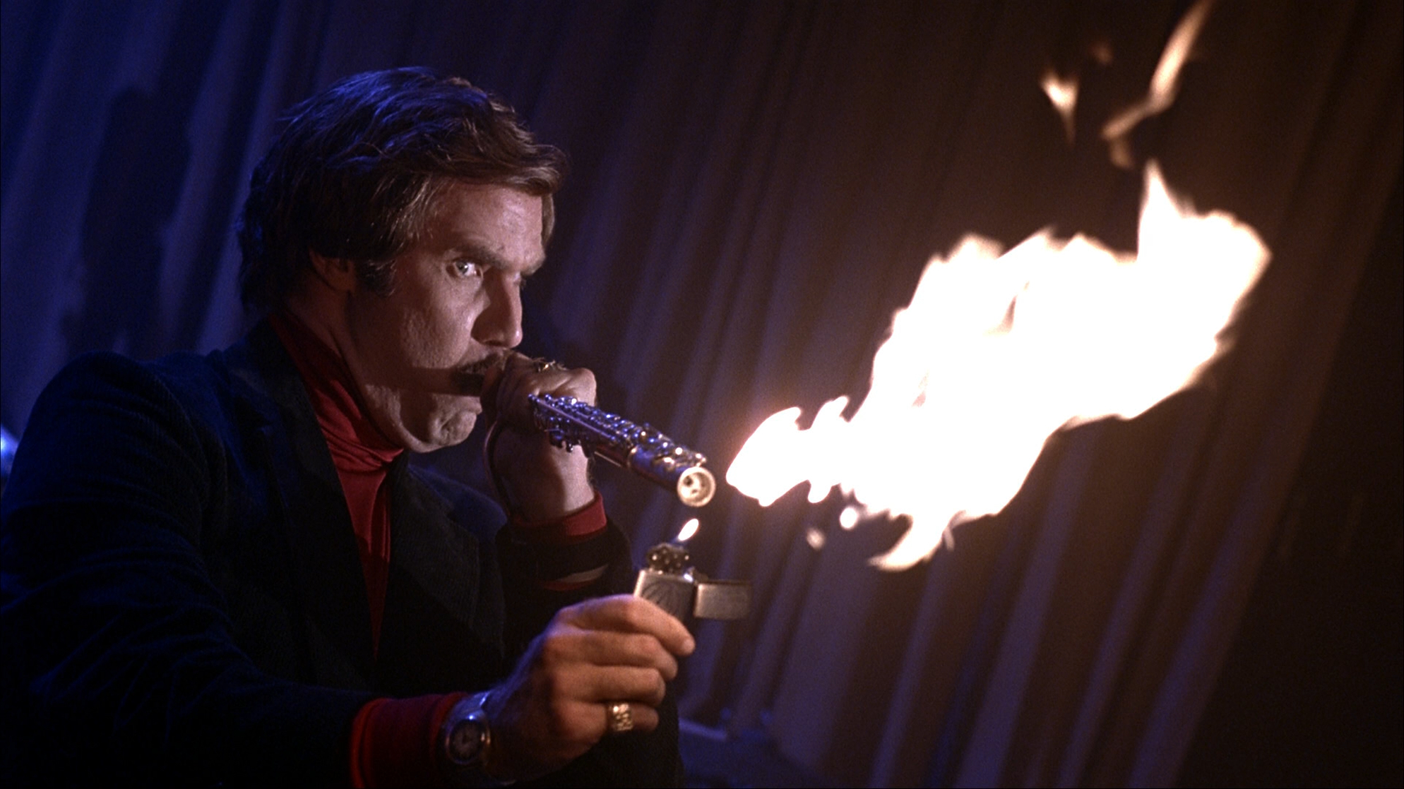 Anchorman: The Legend of Ron Burgundy (2004)