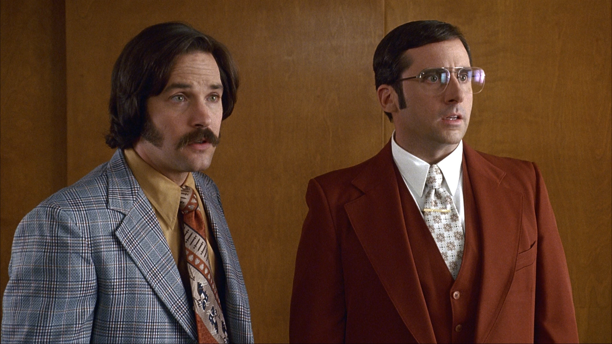 Anchorman: The Legend of Ron Burgundy (2004)