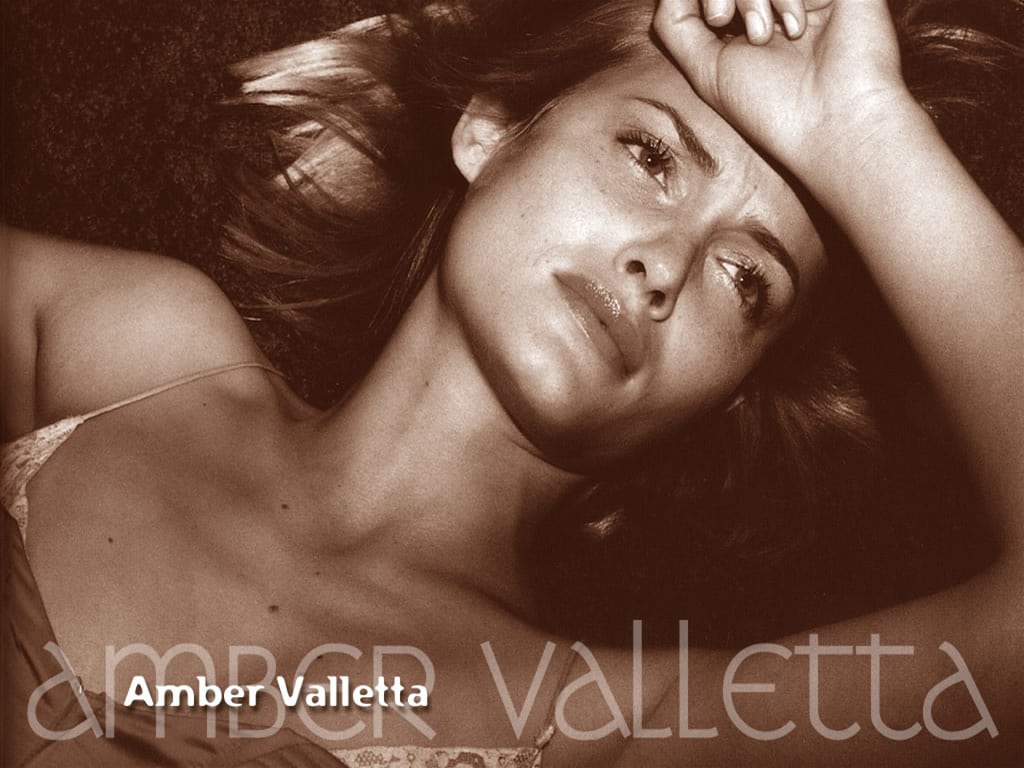 Amber Valletta
